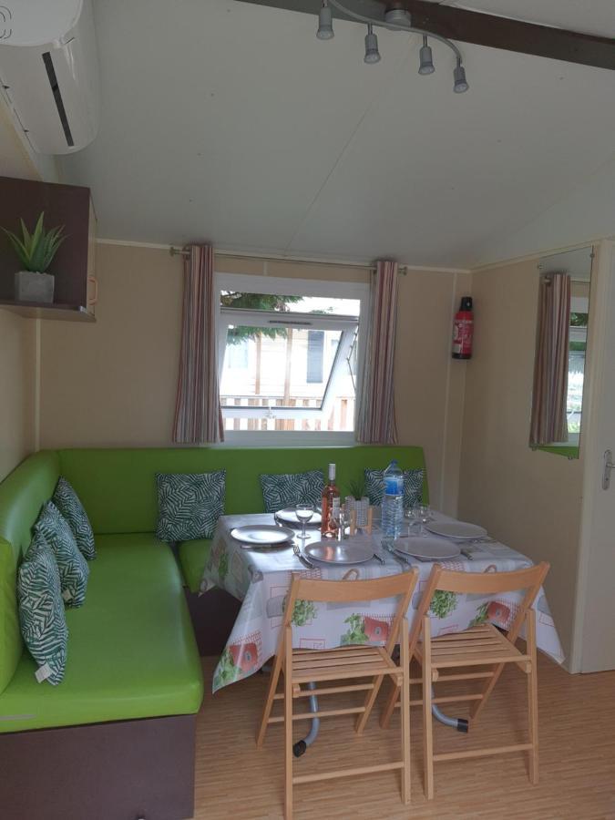 Mobilhome Climatise 3 Chambres Vic la Gardiole Bagian luar foto